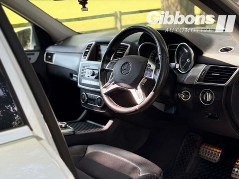 Mercedes-Benz M Class 3.0 ML350 AMG Line Premium Bluetec Auto 4WD 5dr 14