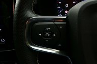 Volvo XC40 2.0 XC40 R-Design Pro B4 MHEV AWD Auto 4WD 5dr 35