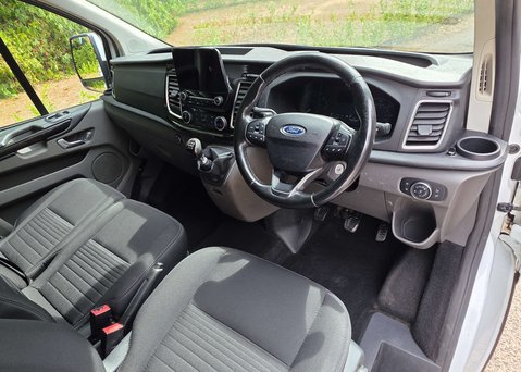 Ford Transit Custom 2.0 Transit Custom 320 Limited 13