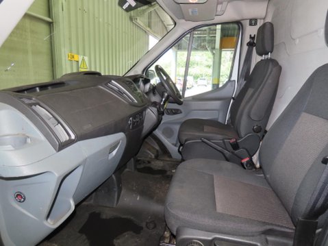 Ford Transit 2.0 350 EcoBlue FWD L2 H3 Euro 6 5dr 8