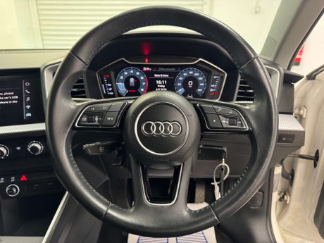 Audi A1 1.0 A1 Sportback 30 TFSI Sport 5dr 14
