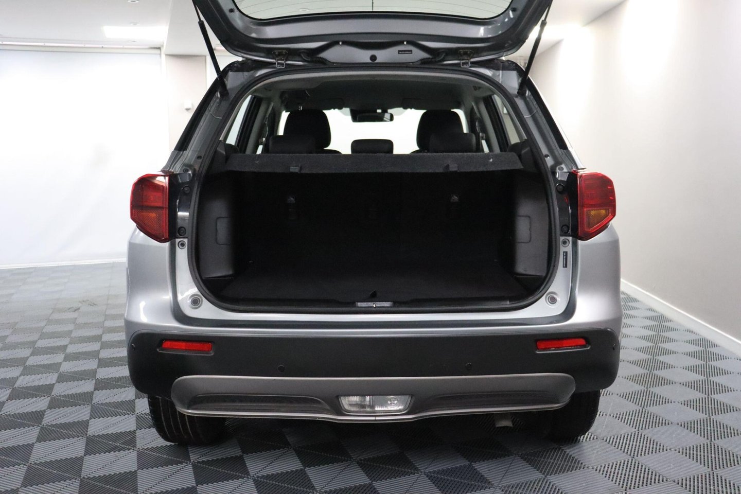 2021 Suzuki Vitara — image 11