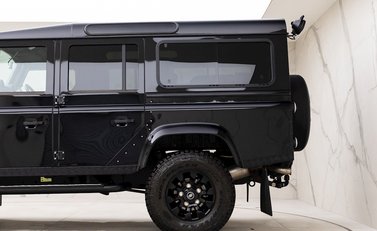 Land Rover Defender 110 XS 24