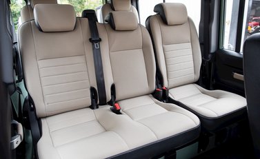 Land Rover Defender 110 Heritage Station Wagon 13