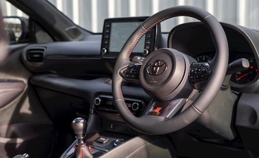 Toyota GR Yaris Circuit Pack 11