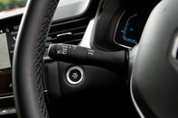 Renault Captur TECHNO E-TECH 16