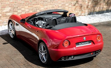 Alfa Romeo 8C Spider 5
