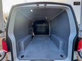 Volkswagen Transporter SWB L1H1 Low Roof Highline T28 Air Con Alloys Sensors EURO 6 9