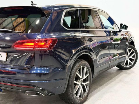 Volkswagen Touareg 3.0 TDI V6 R-Line SUV 5dr Diesel Tiptronic 4Motion Euro 6 (s/s) (286 ps) 27