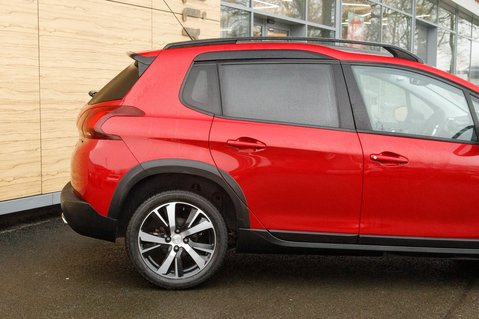 Peugeot 2008 PURETECH S/S GT LINE 7