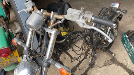 Suzuki GS 1991 PARTS BIKE 20K ROLLING CHASSIS CLASSIC 25