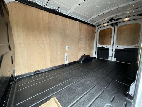 Ford Transit E-Transit 390 Trend L3H2 33