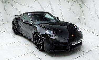 Porsche 911 Turbo S (992) 11