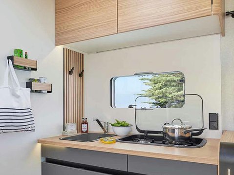 Pilote P690D Evidence 2026 MODEL - X2 DUE IN 15