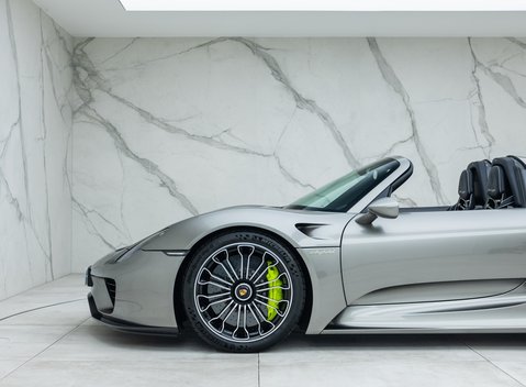 Porsche 918 Spyder 61