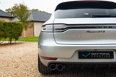 Porsche Macan 2.9T V6 GTS SUV 5dr Petrol PDK 4WD Euro 6 (s/s) (380 ps) 6