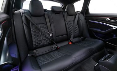 Audi RS6 Avant Vorsprung 9