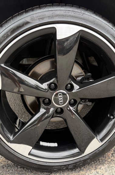 Audi Q3 TDI QUATTRO BLACK EDITION - PAN ROOF - 20 INCH ALLOYS - PARK ASSIST 