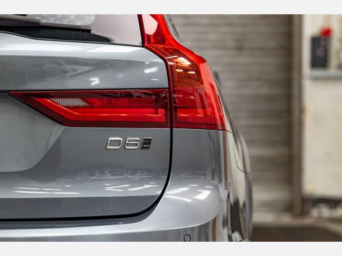 Volvo V90 2.0 D5 PowerPulse Auto AWD Euro 6 (s/s) 5dr 80