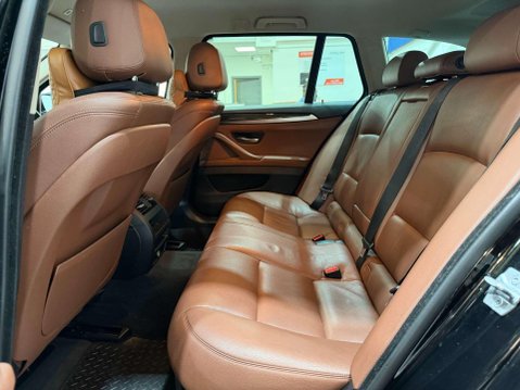 BMW 5 Series 2.0 520d Luxury Touring 5dr Diesel Auto Euro 6 (s/s) (190 ps) 32