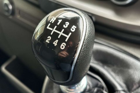 Ford Transit 350 L2 H2 Trend 130 ps Panel Van - Sat Nav 35
