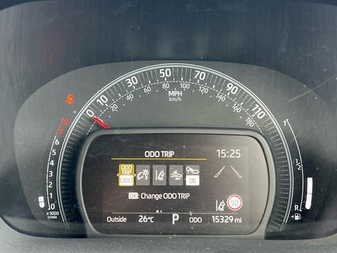 Toyota Aygo X VVT-I EDGE 11