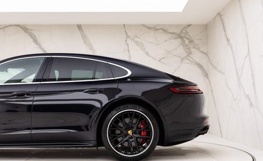 Porsche Panamera TURBO PDK 25