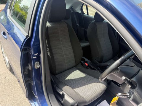 Vauxhall Corsa 1.2 Corsa SE Premium 5dr 21