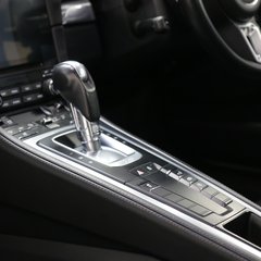 Porsche 718 Cayman PDK - Incredible Specification 3