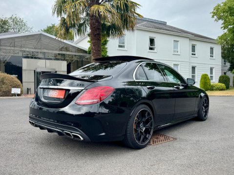 Mercedes-Benz C Class 4.0 C63 V8 BiTurbo AMG (Premium) SpdS MCT Euro 6 (s/s) 4dr 3