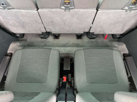 Peugeot 5008 1.6 5008 Allure Blue HDi S/S 5dr 32