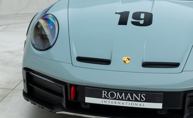 Porsche 911 Dakar 33