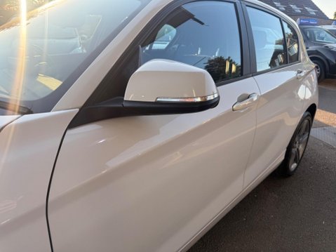 BMW 1 Series 2.0 118d Sport Euro 6 (s/s) 5dr 30