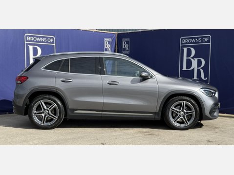 Mercedes-Benz GLA 2.0 GLA220d AMG Line (Premium Plus) SUV 5dr Diesel 8G-DCT 4MATIC Euro 6 (s/ 4