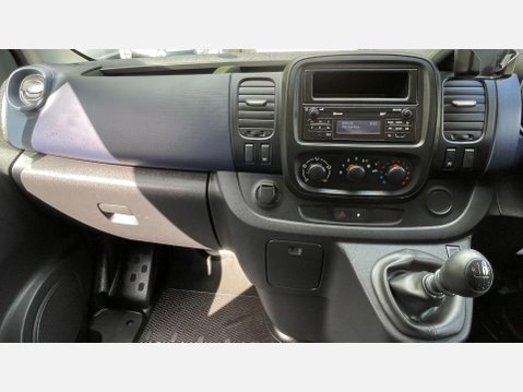 Vauxhall Vivaro 1.6 CDTi 2900 ecoFLEX L1 H1 Euro 5 (s/s) 5dr 35