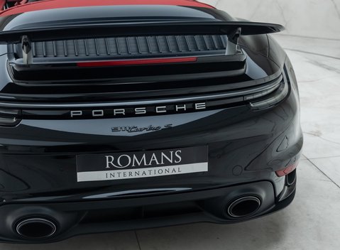 Porsche 911 Turbo S CABRIOLET (992) 35