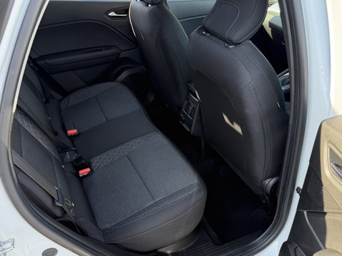 Renault Captur 1.6 E-Tech full hybrid 145 Evolution 5dr Auto 38