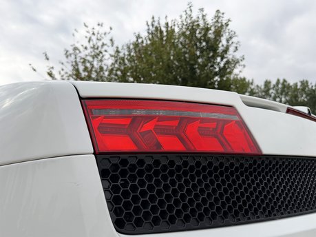 Lamborghini Gallardo LP560-4 Spyder 28