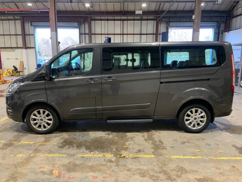 Ford Tourneo Custom 320 TITANIUM L2 ECOBLUE AUTO 9