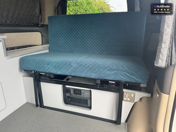 Toyota Alphard Camper|2 Berth|2 Belts|Solar|Kitchen|Vanlux 9