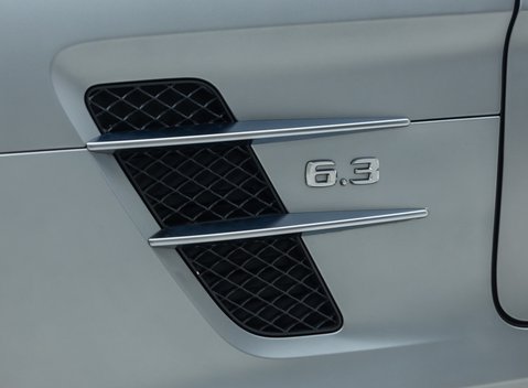 Mercedes-Benz SLS AMG 31