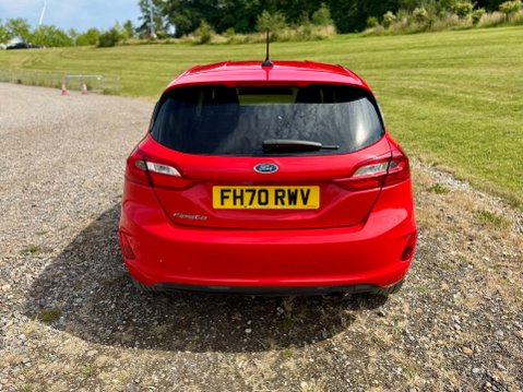 Ford Fiesta TREND 56