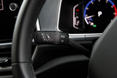 Volkswagen T-Roc STYLE TSI DSG 14