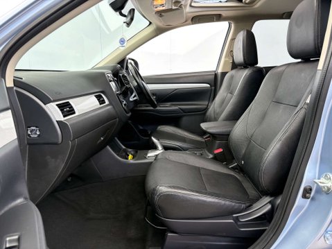 Mitsubishi Outlander 2.0 Outlander GX 4h PHEV Auto 4WD 5dr 65