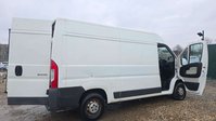 Peugeot Boxer 2.0 BlueHDi 335 Professional Panel Van 5dr Diesel Manual L2 H2 Euro 6 (130  17