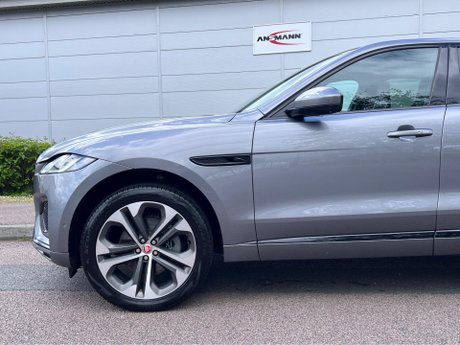 Jaguar F-Pace 2.0 D200 MHEV R-Dynamic HSE Auto AWD Euro 6 (s/s) 5dr 54