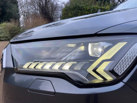 Audi Q7 3.0 TFSIe V6 55 S line SUV 5dr Petrol Plug-in Hybrid Tiptronic quattro Euro 28