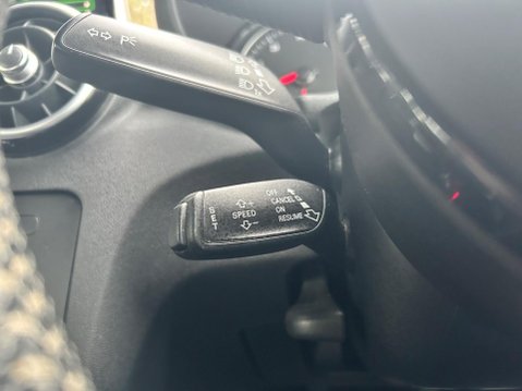 Audi A1 SPORTBACK TFSI S LINE 32