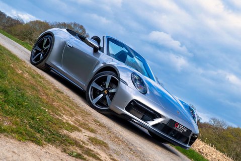 Porsche 911 3.0 911 Carrera S Auto 2dr 19