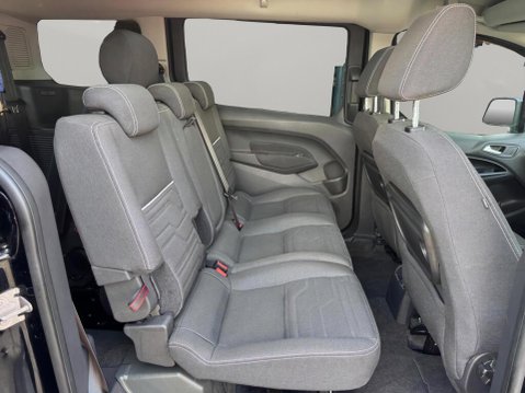 Ford Grand Tourneo Connect 1.5 TDCi Titanium Euro 6 (s/s) 5dr 32
